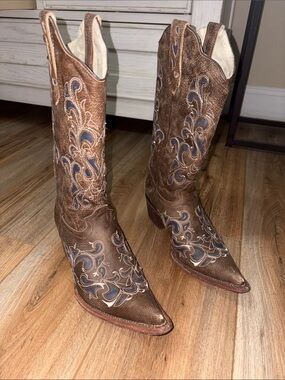 Brown Embroidered Western Boots - Women